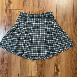 Plaid skirt outfit Hollister ( girls 10 years)